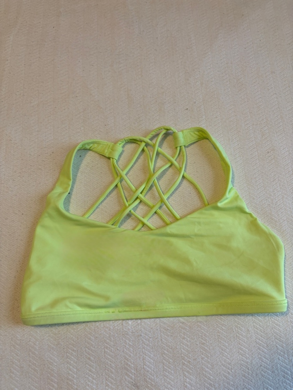 Lululemon Women’s neon Green sports bra